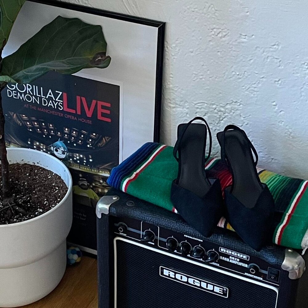 Black HM Kitten heels